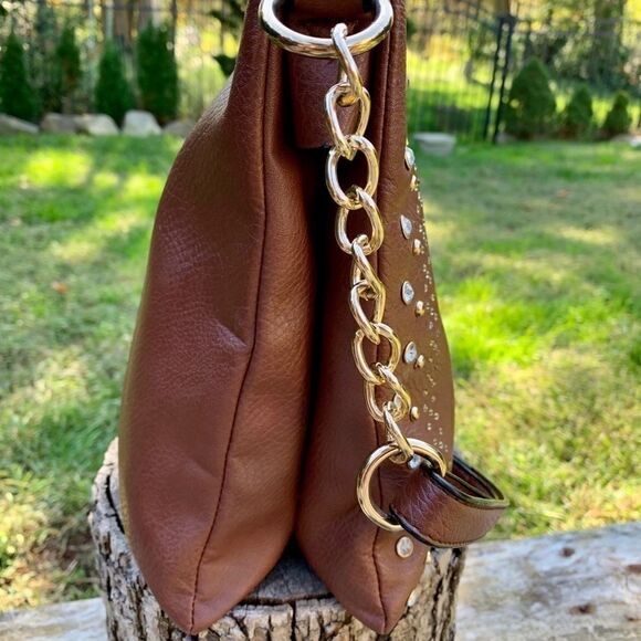 LIGHT BROWN PEBBLED FINISH, FAUX CRYSTAL & BRASS - Picture 9 of 13